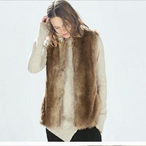 ❗️SOLD❗️Zara Fur Vest